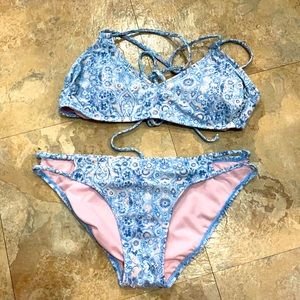 Paisley bikini
